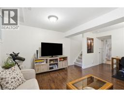 10 FOXGLOVE Crescent UnitNo. 37 - 26