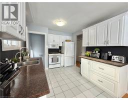 66 CHALMERS Street S - 16