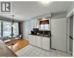 66 CHALMERS Street S - 17