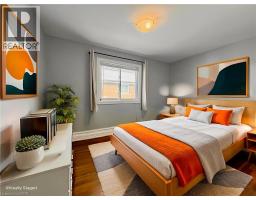 66 CHALMERS Street S - 23