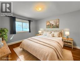 66 CHALMERS Street S - 24