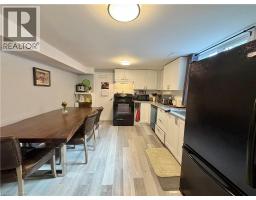 66 CHALMERS Street S - 32