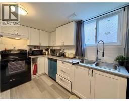 66 CHALMERS Street S - 34