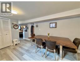 66 CHALMERS Street S - 36