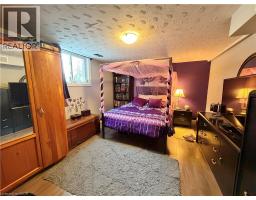 66 CHALMERS Street S - 40