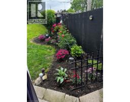 66 CHALMERS Street S - 49