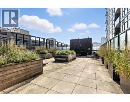 1 VICTORIA Street S UnitNo. 1113 - 18