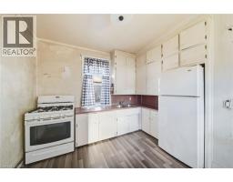 160 HEAD Street N - 20