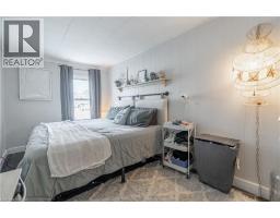 18 KING Street UnitNo. A&B - 9