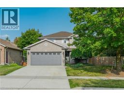 368 CAVENDISH Drive - 2