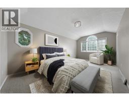 368 CAVENDISH Drive - 22