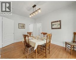 11 WELLS Avenue - 18