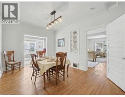 11 WELLS Avenue - 19