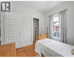 11 WELLS Avenue - 28