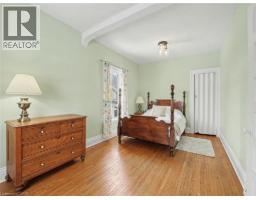 11 WELLS Avenue - 30