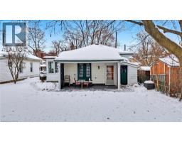 11 WELLS Avenue - 40