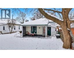 11 WELLS Avenue - 41