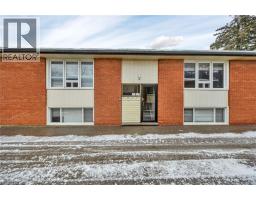 66 BARBARA Crescent - 2