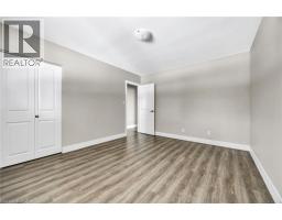 66 BARBARA Crescent - 9