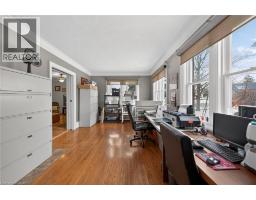 66 KING Street E - 21