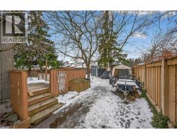 66 KING Street E - 33