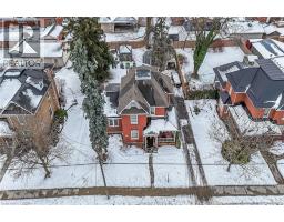 66 KING Street E - 43