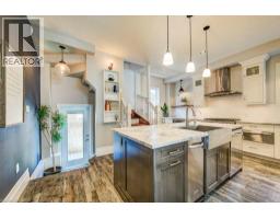 350 QUEEN Street S - 17