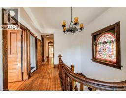 350 QUEEN Street S - 25