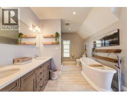 350 QUEEN Street S - 28