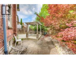 350 QUEEN Street S - 45