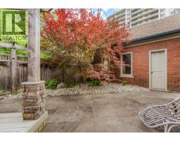 350 QUEEN Street S - 46