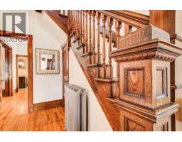 350 QUEEN Street S - 8