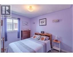 26 DOUGLAS Avenue - 24