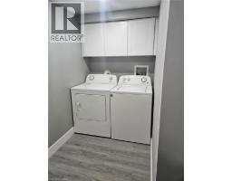 78 WOODBERRY Crescent - 44