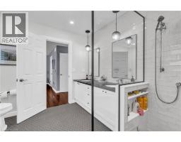 610 ROCK POINT Crescent - 26