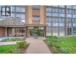 400 CHAMPLAIN Boulevard UnitNo. 406 - 3