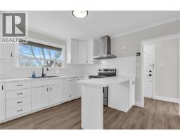 220 BRUCE Street - 10