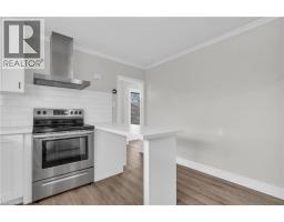 220 BRUCE Street - 11