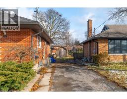 220 BRUCE Street - 40