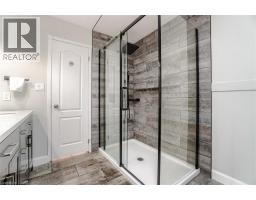 418 RIVERVIEW Drive - 26