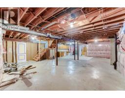 418 RIVERVIEW Drive - 34