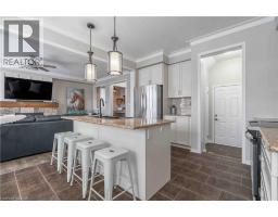 115 LARRY Crescent - 12