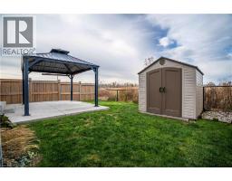 115 LARRY Crescent - 37