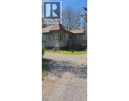 535 MCDOWELL Road E - 4