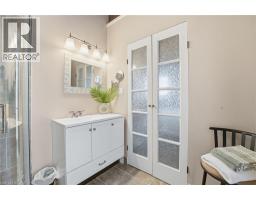 430 WINNIETT Street - 14