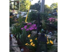 430 WINNIETT Street - 44