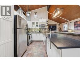 430 WINNIETT Street - 6