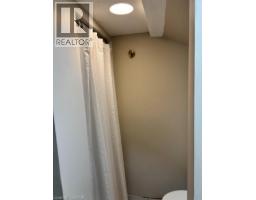 215 GLAMIS Road UnitNo. 39 - 18