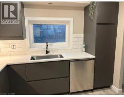 215 GLAMIS Road UnitNo. 39 - 3