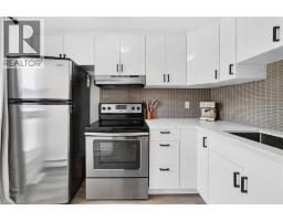 720 PARKVIEW Crescent - 10